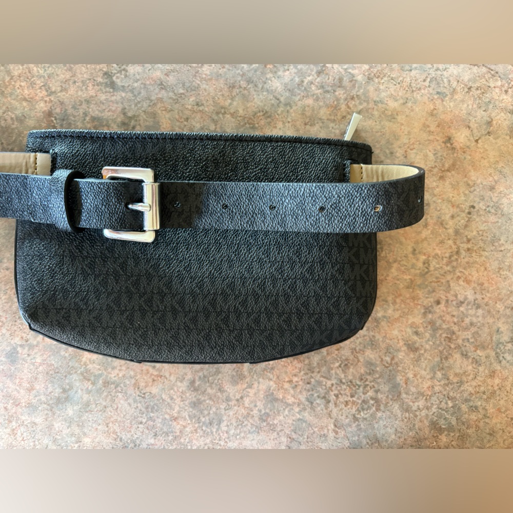 Michael Kors - Picture 6 of 8